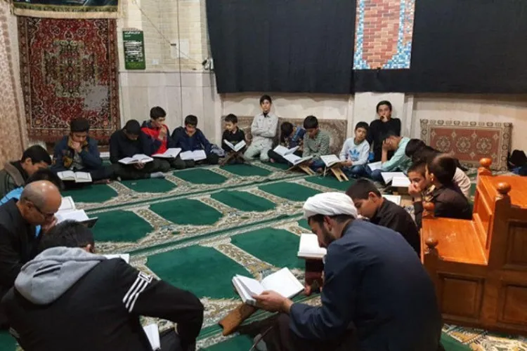 اقدامات فرهنگی ۶۰ روحانی در مناطق حاشیه‌ای کرمانشاه