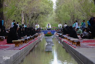 Isfahan: Koranlesung findet täglich in Tschahār Bāgh statt