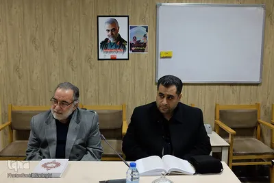 نشست ماهانه مجمع اساتید و پیشکسوتان قرآنی آذربایجان شرقی