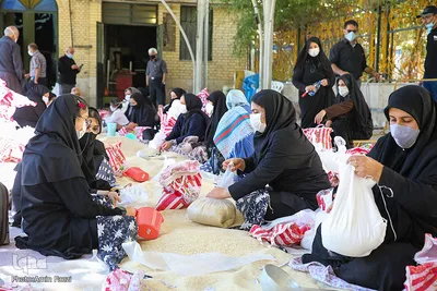 آماده سازی ۳۰۰۰ بسته کمک مومنانه در شیراز