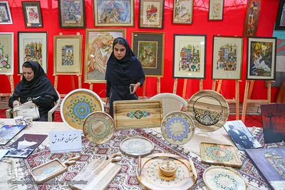 نمایشگاه هنری «شهردخت» در پل تاریخی شهرستان