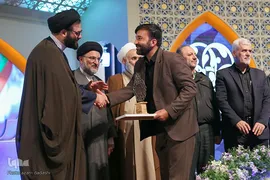 اختتامیه بخش آقایان مسابقات قرآن اوقاف در قزوین