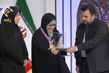 فیلم/ نفرات برتر رشته حفظ کل قرآن دختران دانش‌آموز