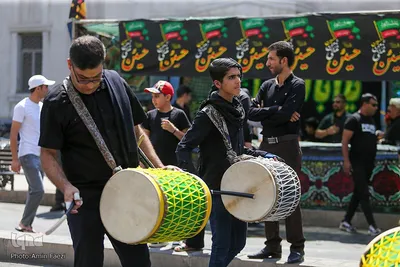 عزاداری ظهر عاشورا در حرم حضرت شاهچراغ(ع)‎