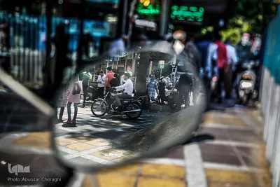 حرکت غیر مجاز راکب موتور سیکلت در محل پیاده رو