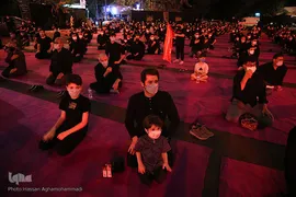 مراسم عزاداری شب پنجم محرم در میدان فلسطین