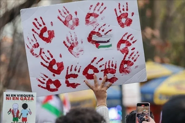 Amerikalı gənclərin və qadınların əksəriyyəti İsrailin hücumlarını dəstəkləmir