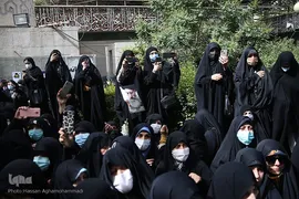 مراسم تشییع پیکر آیت الله سید عبدالله فاطمی‌نیا(ره) در مسجد دانشگاه تهران