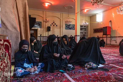 رخت عزای حسینی بر تن دختران تبریزی