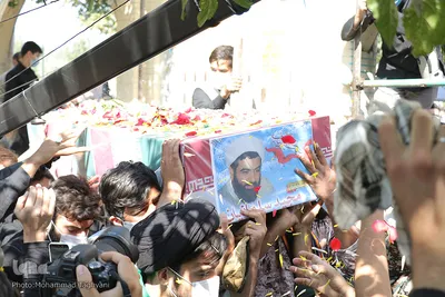 تشییع پیکر پاک شهید مدافع حرم حجت الاسلام و المسلمین «مجید سلمانیان»‎
