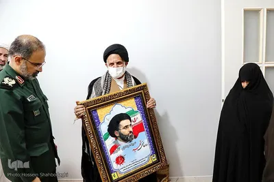 دیدار اعضای کنگره شهدای روحانی با خانواده شهید تقوی