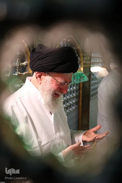 مراسم غبارروبی مضجع شریف ثامن‌الحجج حضرت امام رضا علیه‌السلام