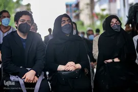 تشییع پیکر هنرمند انقلابی حبیب الله صادقی