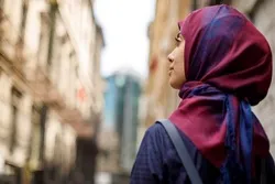 L'Iran organise une expositionn sur le voile islamique en Tanzanie