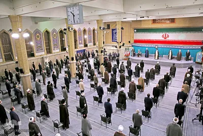 د ایران د اسلامی جمهوریت د نوي ولسمشر د تنفیذ دستورې د عکسونو په ژبه