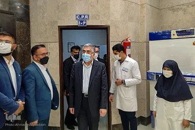 بازدید رئیس جهاددانشگاهی کشور از مرکز درمان ناباروری و سرطان شیراز