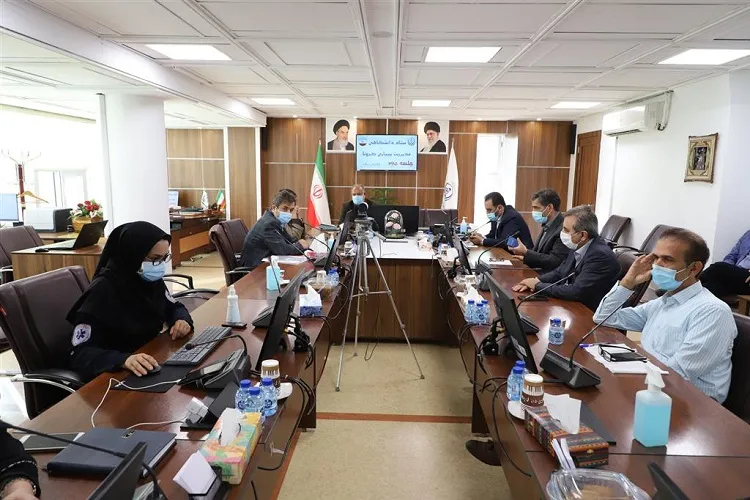 كاهش سن قربانیان كرونا در فارس