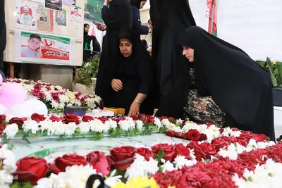 بزرگداشت روز دختر در گلزار شهدا وادی رحمت تبریز