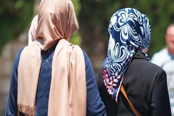 Regno Unito: forte aumento dei casi di islamofobia