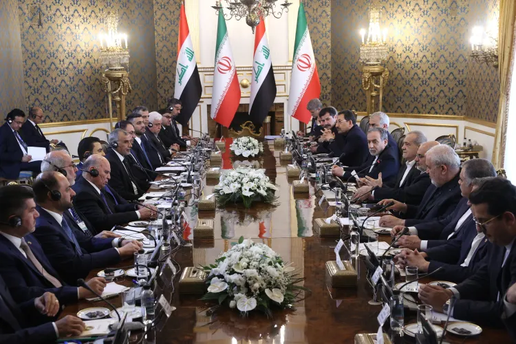 Analista: Irak reconoce que está en deuda con Irán pese a presiones de EEUU
