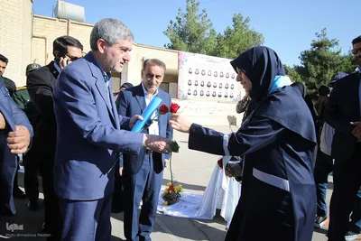 آیین نواخته شدن زنگ مهر، ایثار و مقاومت در شیراز‎