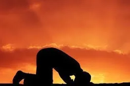 İslami bir hükümetin vazifesi namaz kılmayı teşvik etmektir
