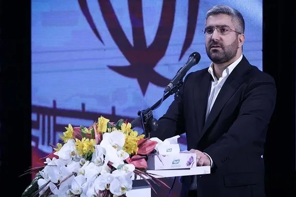 گرامیداشت یاد ۳۵۰ شهید منطقه 13 در آئین «سروهای سرافراز»