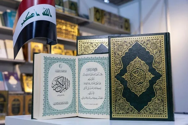 العتبة العباسية تستعرض تجربتها في طباعة المصحف بمعرض الشارقة للكتاب + صور