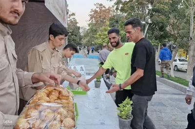ایستگاه صلواتی به مناسبت ولادت امام حسن عسکری(ع) در ملایر‎