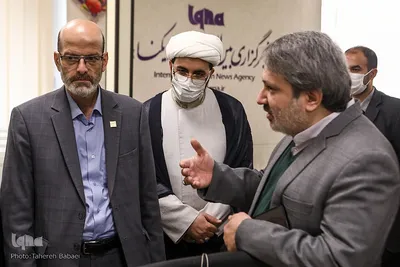 بازدید رئیس جهاددانشگاهی از سازمان قرآنی دانشگاهیان کشور