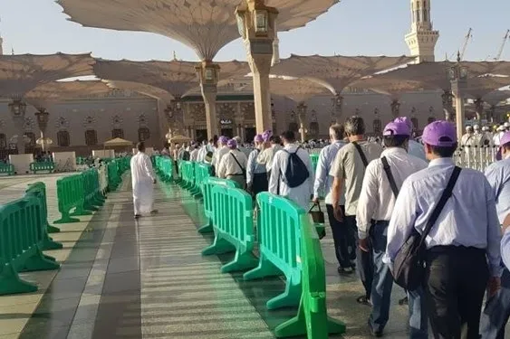 فرصت زیارت روضه مسجد النبی؛ فقط یک‌بار