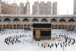 بغیر اجازت نامے کے عمرہ کرنے والوں پر بھاری جرمانہ عائد کرنے کا فیصلہ