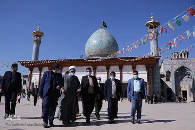 زیارت حرم حضرت شاهچراغ(ع) توسط امیرحسین قاضی زاده هاشمی، رئیس بنیاد شهید و امور ایثارگران 