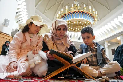 محفل جزءخوانی قرآن در حرم شاهچراغ(ع)