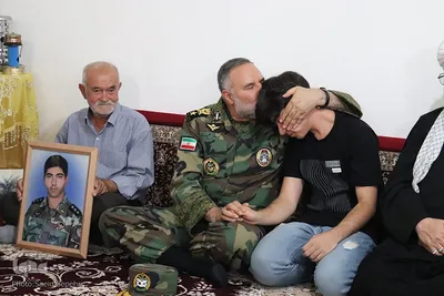دیدار با خانواده شهید