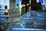 اینجا شمعی روشن است 