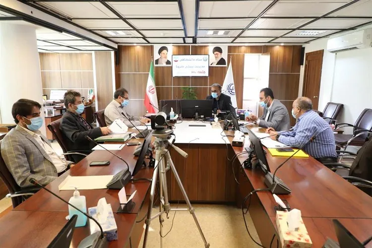 واكسیناسیون كرونا 55 درصد سالمندان بالای 80 سال در فارس