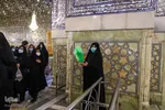 راهنمایی به بخش‌های مختلف حرم و پاسخ به سئولات زائران بخش دیگر فعالیت‌های خدام این بارگاه ملکوتی است.