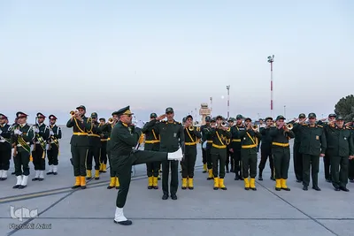 استقبال از پیکر مطهر سردار شهید نیلفروشان در فرودگاه اصفهان