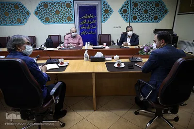 نشست نقد و بررسی برنامه «چای نت» در ایکنا