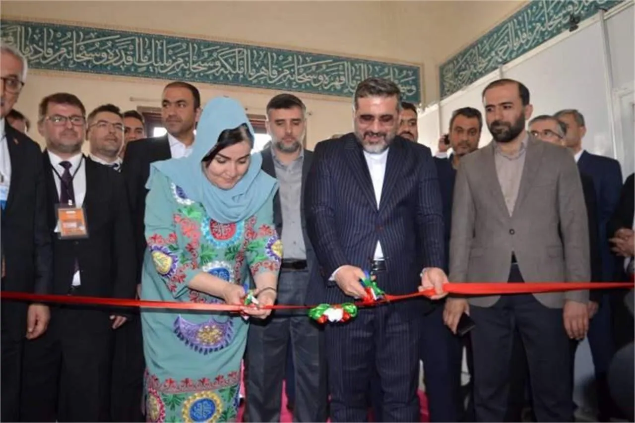بخش بین‌الملل نمایشگاه کتاب تهران افتتاح شد