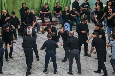 عزاداری ظهر عاشورا در محله کن