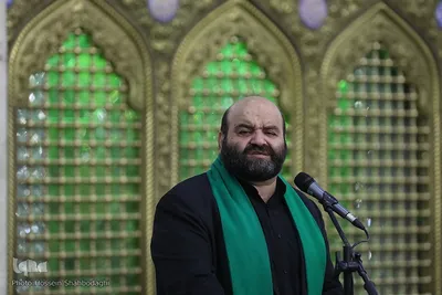 غبارروبی مضجع شریف حضرت معصومه(س) با حضور خبرنگاران
