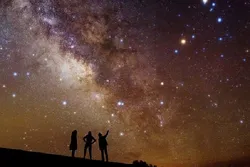 Fortschritt der Wissenschaft stört nicht die Astronomie-Verse des Korans