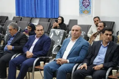 دیدار وزیر نیرو با نماینده ولی‌فقیه در لرستان