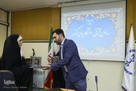 از دانشجو معلمان قرآنی فعال در بیست و ششمین نمایشگاه قرآن تقدیر شد