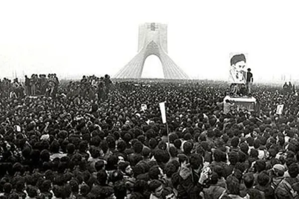 «اینجا تهرانه» در جشن انقلاب