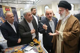 بازدید رهبر انقلاب از نمایشگاه توانمندی‌های تولید داخل