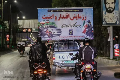 استقبال از پیکر مطهر شهید مدافع حرم در رزمایش اقتدار و امنیت شیراز