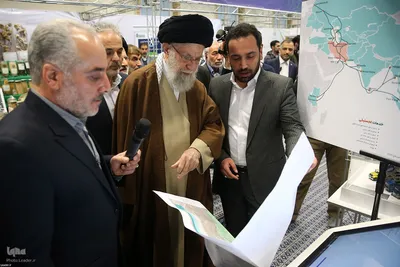 بازدید رهبر انقلاب از نمایشگاه توانمندی‌های تولید داخل